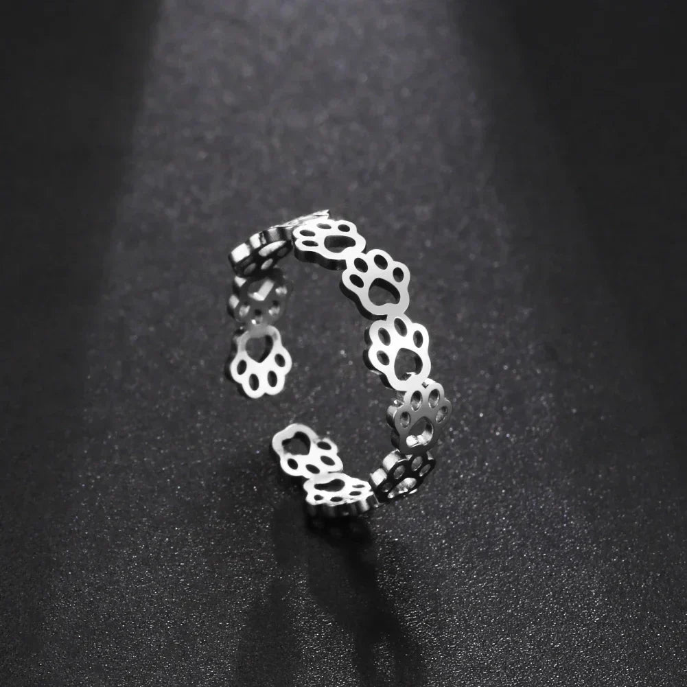 Paw-shaped stainless steel ring – Adjustable animal-themed ring for women