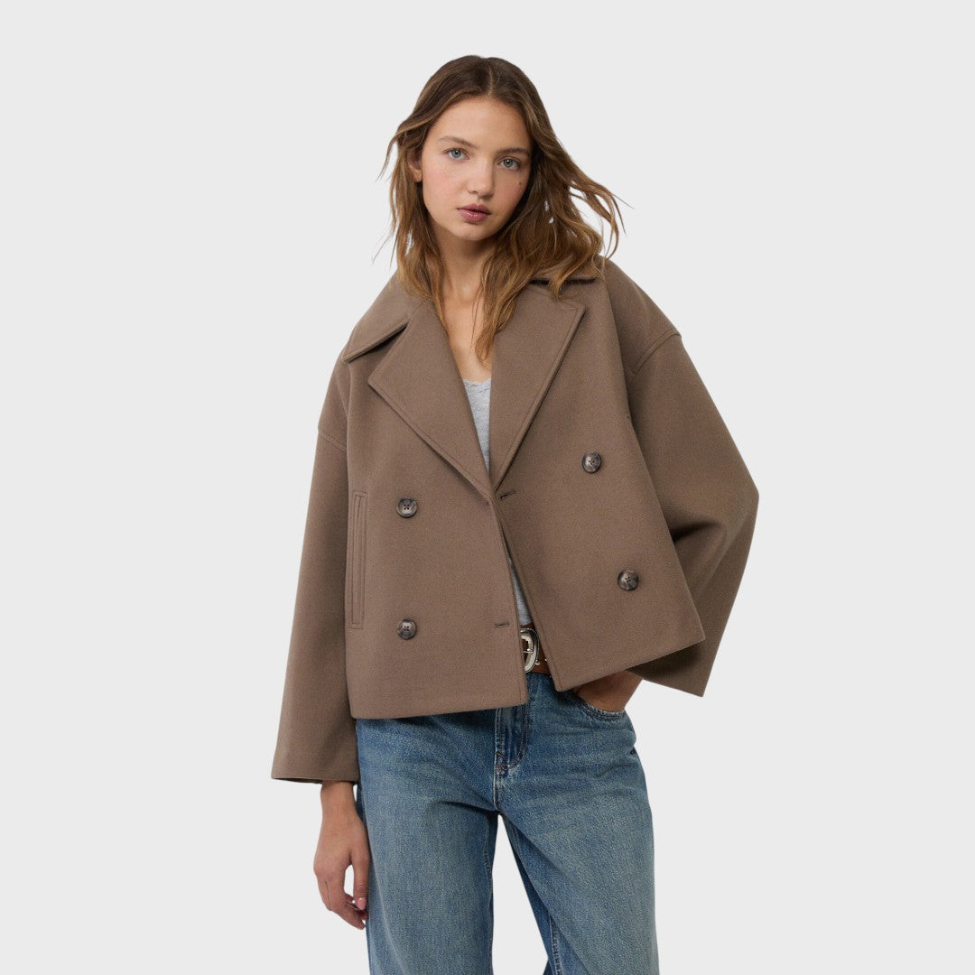 Kateřina | Chaqueta Corta Doble Botonadura